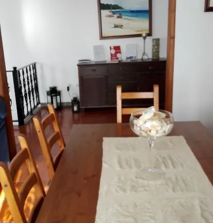 Casa Pôr Do Sol Mosteiros (Azores)